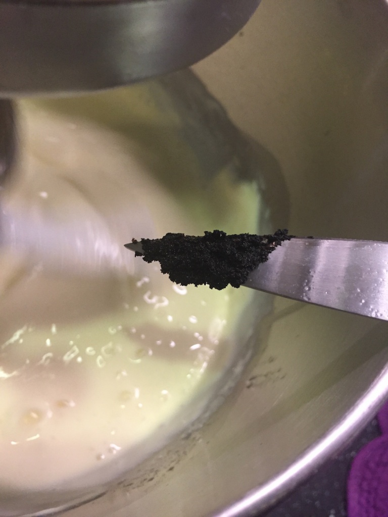 gousse de vanille grattée